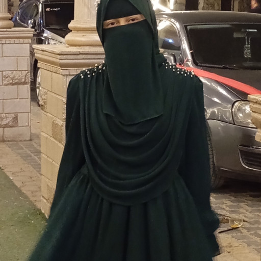 Roqia M