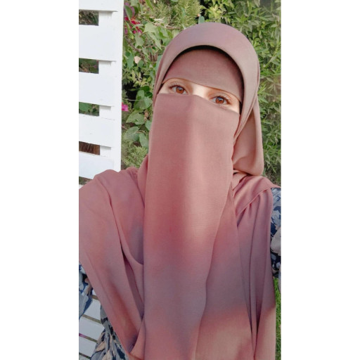 آيه مخلوف خلف